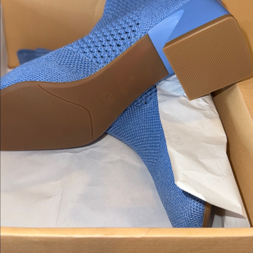 Vivaia Square-Toe Perforated Heeled Boots (Melissa) Size EU36 - Picture 11 of 11